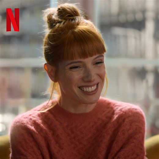 58K views · 445 reactions | Pregătiți pentru Ziua Îndrăgostiților? Aveți întâlnire cu sezonul 4 din Valeria 勺 | Netflix | Facebook