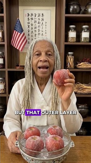 Freeze Apples Hack 🍎#usa #natural #healthadvice #healthylifestyle #usa #fyp