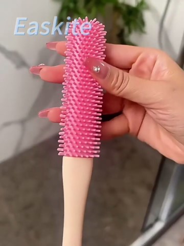 Toe Cleaning Brush,15.7" Foot Scrubber in Shower with Long Handle Shower Foot Scrubber Foot Brush Toe Scrubber for Exfoliating for Men,Women and Seniors(Pink)