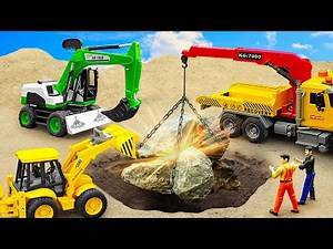 Excavator Rescues Dump Trucks from a Giant Sand Pit | Funny Toy Construction Story