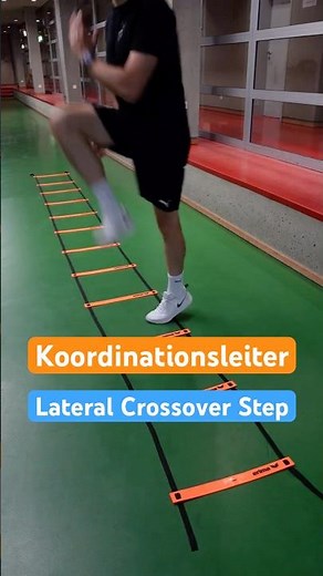 Lateral Crossover Step with Agility Ladder #athletikperformanceberlin #koordination #agilityladder