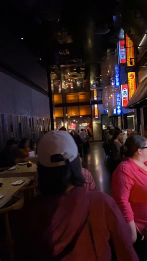 📍Okatshe located inside the Tropicana Atlantic City. Known for its ramen, sushi, and