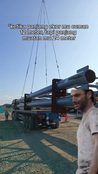 maafkan saya bang, saya hanya muat barangnya, Cina yang atur unit nya. . . #fyppppppppppppppppppppppp #fyp #fyppp #riggerlife #lifting #cranelife #riger #signalman #craneoperator #operatorcrane #operatorcraneindonesia #operator #operatormuda #crawler #crane #treler #faw