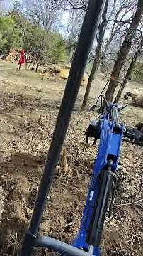 Learning how to operate the Chinese mini excavator Kylin KN12 #miniexcavator