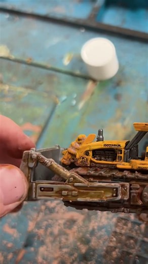 Abandoned roadwork: Rusty Toy Bulldozer and giant pothole #diorama #miniature #rusty #painting
