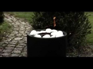 Présentation d'une cheminée au bio éthanol modèle TAMBORA à poser sur le sol ou sur un meuble