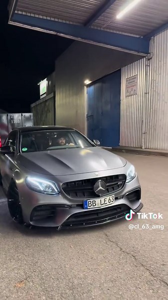 Exploring AMG Power: The Mercedes-Benz CL63 Experience