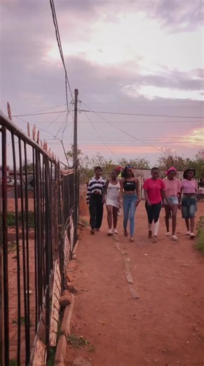 Dlamini The Poor Man -||- Wozza La #Art #Theatre #ActingSA Lindani A. Dlamini