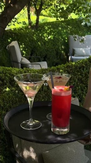 Day vs Night at The Lobby Bar: Which Vibe Will You Choose?