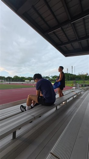 12x400 Intervals 30secs rest 🤮 | Running