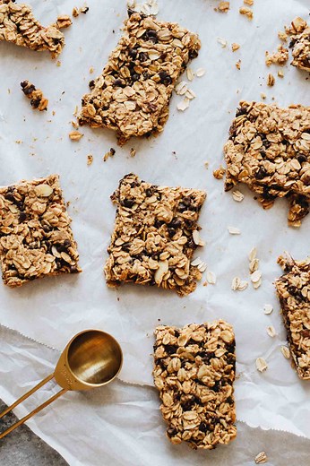 The BEST Baked Oatmeal Breakfast Bars