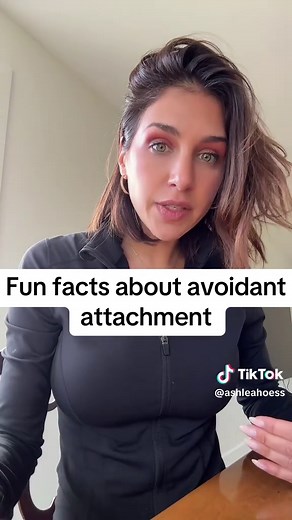 Understanding Avoidant Attachment: Signs & Love Needs