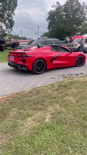 C8 exhaust sound clip