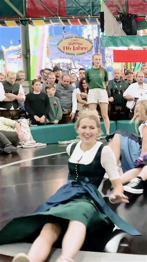 1.5K views · 1.4K reactions | Epic Fails on Devil's Wheel at Oktoberfest 2025 – Can You Last? #DevilsWheel #Oktoberfest2025 #MunichThrills #Teufelsrad #BeerFestFun | Devils Wheel Oktoberfest | Facebook