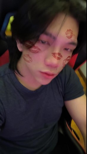 lowkeydeadinside (@lowkeydeadinside)’s videos with original sound - ✩°｡⋆⸜ 🎧