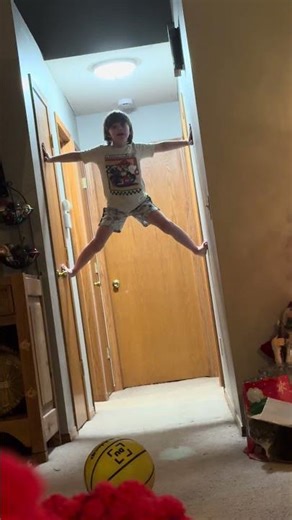 Chicka Waka Chicka wag beep Boop I got to go swimming