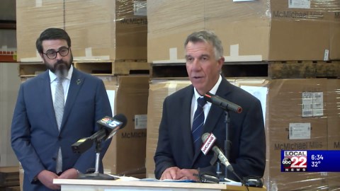 Gov. Scott speaks on the state of Vermont's manufacturing
