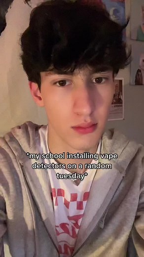 was so sad. that poor esco bar #foryou #foryoupage #fyp #fypシ #viral #tiktok #jokes #school #sophomore #funny #fypage