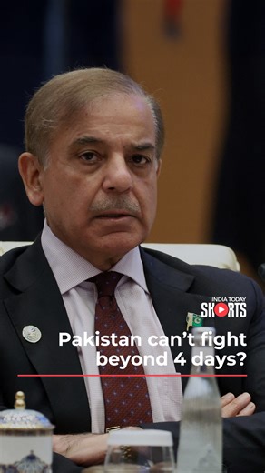 A report suggests that Pakistan’s military may only be able to sustain a war for four days due to a severe shortage of critical artillery ammunition. Following the Pahalgam terror attack, many Pakistani leaders claimed that India might respond militarily and that their forces would retaliate strongly. However, internal concerns suggest otherwise. Recent arms deals with Ukraine and Israel have reportedly drained Pakistan’s war reserves. According to sources, the Pakistani defence leadership is al