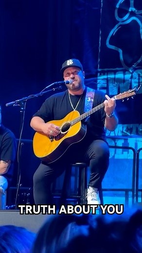 Mitchell Tenpenny - Truth About You (Acoustic) (LIVE) in 4K - Kent, WA - Showare Center