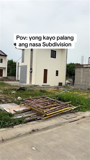 Buhay sa Subdivision: Ano ang Ibinebenta sa Inyo?