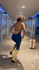 No chance I’m paying an extra £75 luggage darling. I’m stingy ✈️ #chloeferry #geordieshore #airport #ibiza | Chloe Ferry Etherington