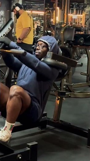 The pendulum swing #legs #workout #gym #sfw365