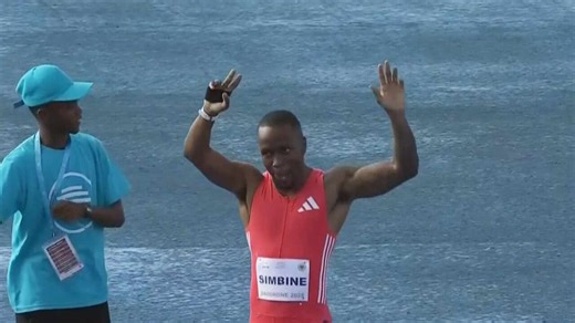 South African Simbine runs a world-leading 100-metre time of 9.90
