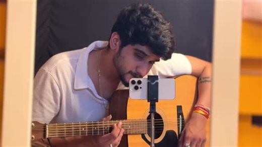 Shubham Pathak on Instagram: "Pal Pal.......... . . . . . . #talwindersongs❤️ #instagram #guitar #solo #tranding #music #reelkarofeelkaro #virelvideo #punjabisongs #bgmlovers #guitarplayer#fypシ❤️💞❤️#explore #explorepage✨ #기타 #기타연주 #explore #explorepage #explorepage #trend #guitar #electricguitar #guitarcover #기타 #기타연주 #06 #bollywood #viral #hindi"