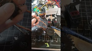 Guideance on running servo's in sync