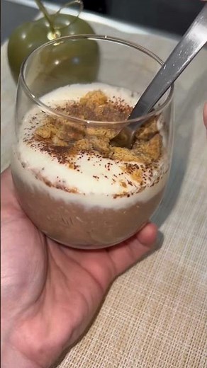 Irresistible Chocolate Overnight Oats with Biscuits
