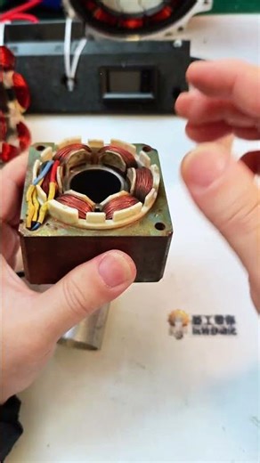 HARDCORE Engineering: Homemade Motor with 180° Motion😍