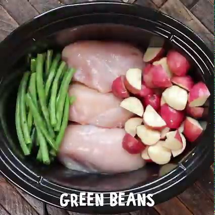 7.8M views · 23K reactions | So much flavor in this easy one pot chicken dinner! Get the recipe: https://www.themagicalslowcooker.com/seasoned-chicken-potatoes-and-green-beans/ | The Magical Slow Cooker | Facebook