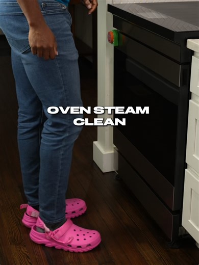 Come steam clean the oven with me! #ovencleaning #steamcleaning