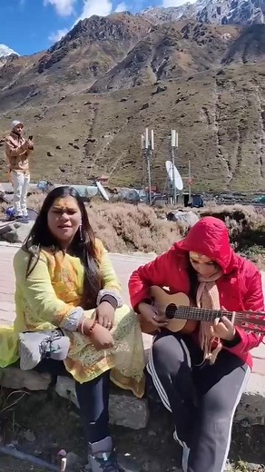 Mat jaiha wahi nagaria,, Raag - Misra Pahadi,, #appaji #performance #classic #classicalmusic #singers #voices #reeloftheday #reels2024 #reelfb #shiv Malini Awasthi | Prathama