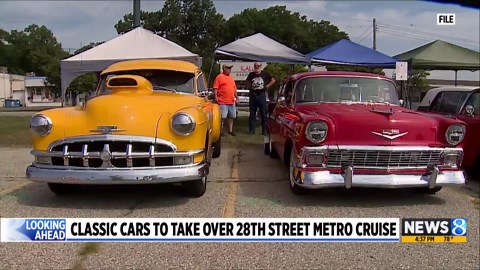 Classic cars take over 28th Street Metro Cruise