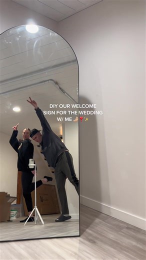 DIY Wedding Welcome Sign Mirror Inspiration