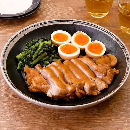 ごはんが進む！ 鶏肉と卵の甘辛煮のレシピ動画・作り方 | デリッシュキッチン