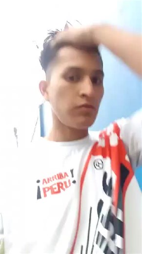Videos de chimpi Joao tuanama souza (@chimpituanama) con “sonido original - YanLyrics”