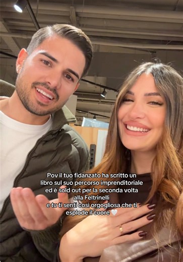 Libro di Nicola Pettinulli: Sold Out alla Feltrinelli