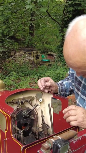 Mini Steam Train 🚂 Miniature Locomotives You Can Actually Ride 🚂 Steam Engines Northcliff Railway 🇬🇧