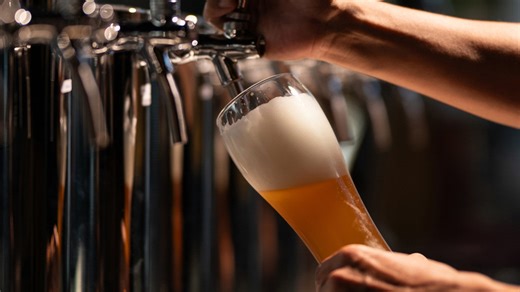 This American chain restaurant invented a one-of-a-kind beer glass