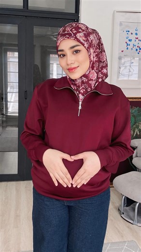 UA on Instagram: "POV: How to fit in your pre-pregnancy jeans :) You can try this, or you can just wear your husband’s jeans. Both work 🥶"