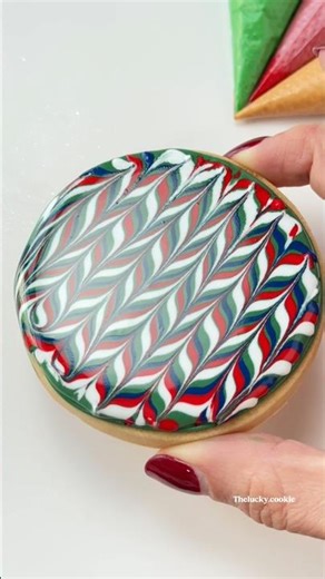 Christmas Cookie 🎄 recipes and cutters link in bio #cookiedecorating #satisfying #christmas