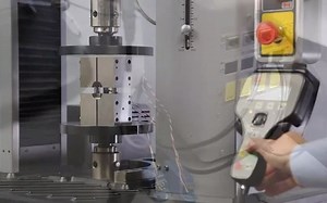 Composites Compression Test Demo—ASTM D6641