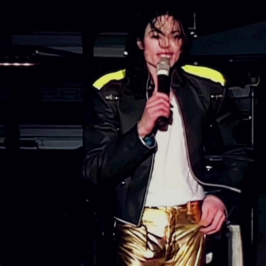 Celebrating the King of Pop: Aaliyah Tribute Edit