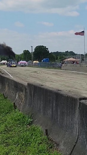 Raw Power: 12V71 Brockway Truck Tear Up the Track