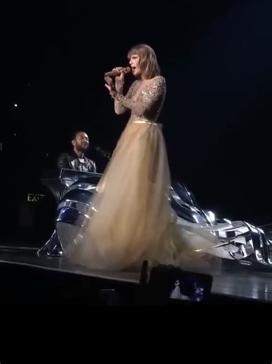 all of me - taylor swift & john legend - 1989 world tour 2015 🩵 #swifties #fyp #SwiftTok #TaylorSwift #allofme #johnlegend #1989worldtour