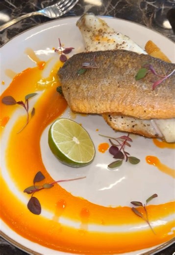 Arrays - Essex 📍 #arrays #arraysessex #dubai #uae #london #dessert #halalfoodie #halalfoodblogger #boujierestaurant #boujierestaurantslondon #halalfoodlondon #halalfoodtravels #grilledfish #salmon #steak #lambchops #halalsteak #halalsteaklondon #halalrestaurantslondon #foodspots #restaurantsinlondon #halalrestaurantsinlondon #halalrestaurant #birthdayrestaurantlondon #birthdayrestaurant #datenightspotslondon #datenightspots #datenightrestaurant @Array Essex