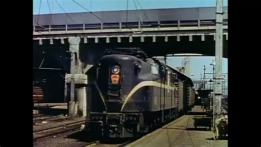 美国PRR GG1型电力机车古早影像